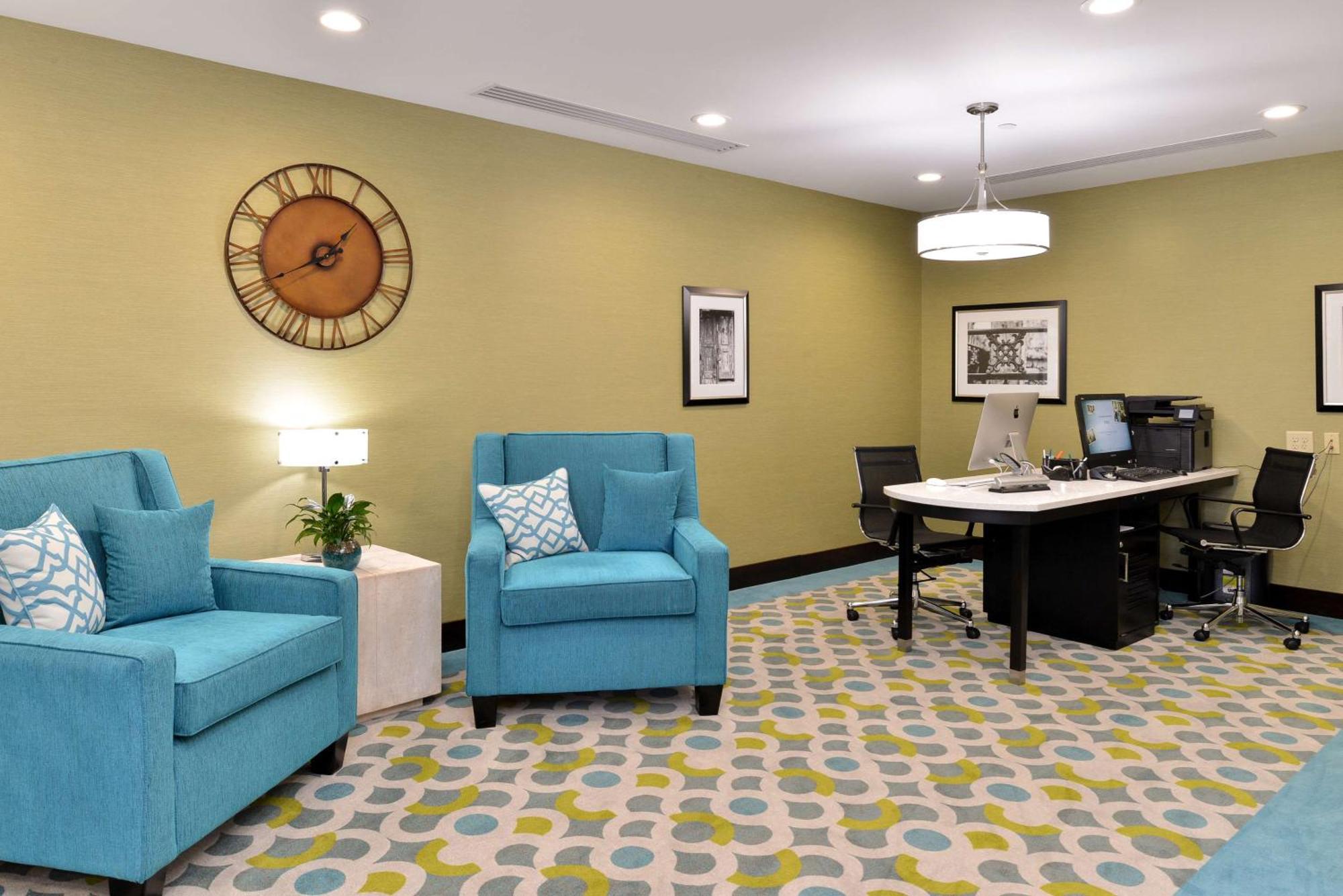 Homewood Suites By Hilton Хоума Екстериор снимка